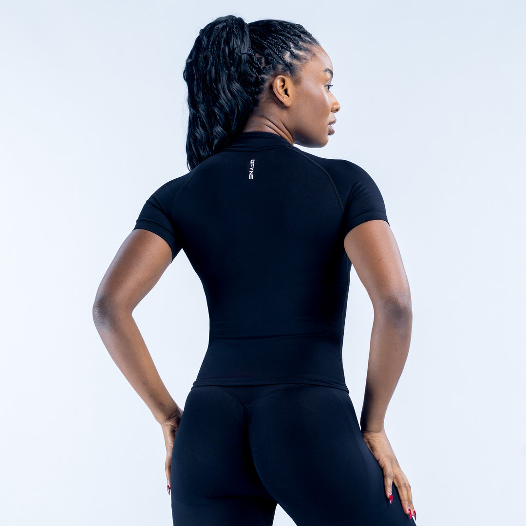 Dynamic Short Sleeve Zippy