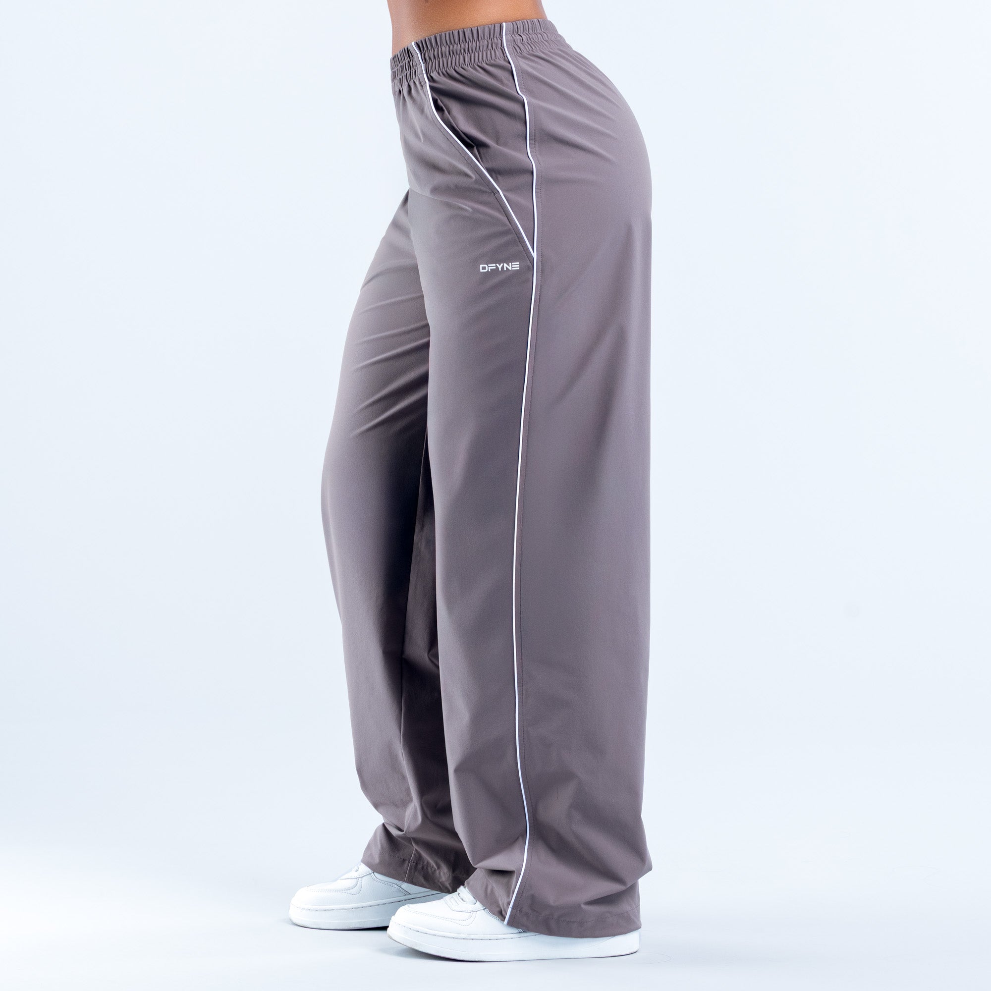 Signature Track Pant